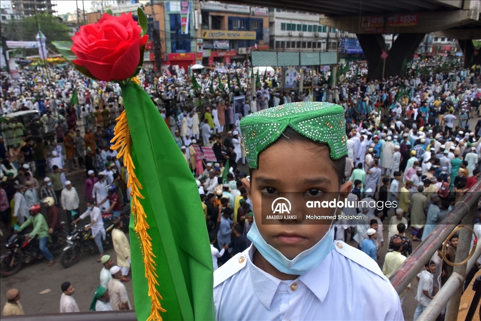 Bangladeş'te Mevlid Kandili