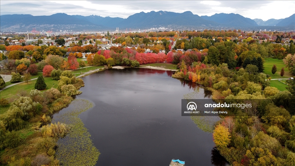 Kanada: Boje jeseni na jezeru Trout
