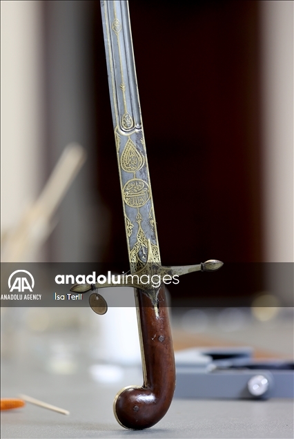 إسطنبول.. متحف "طوب قابي" يرمم أسلحة عمرها 1300 عام