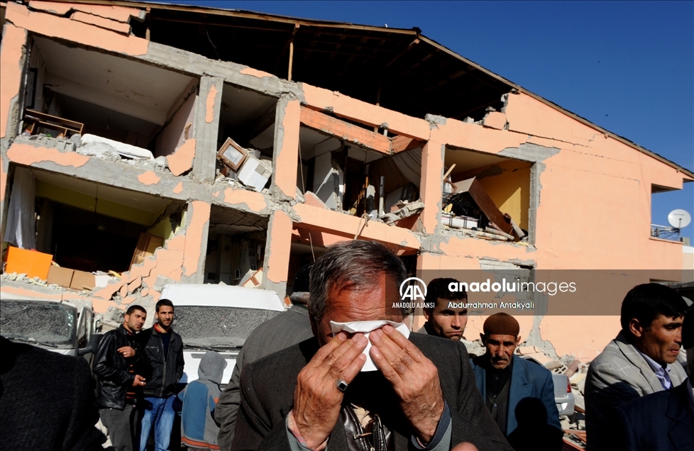 Türkiye, 2011'deki depremde Van için tek yürek oldu