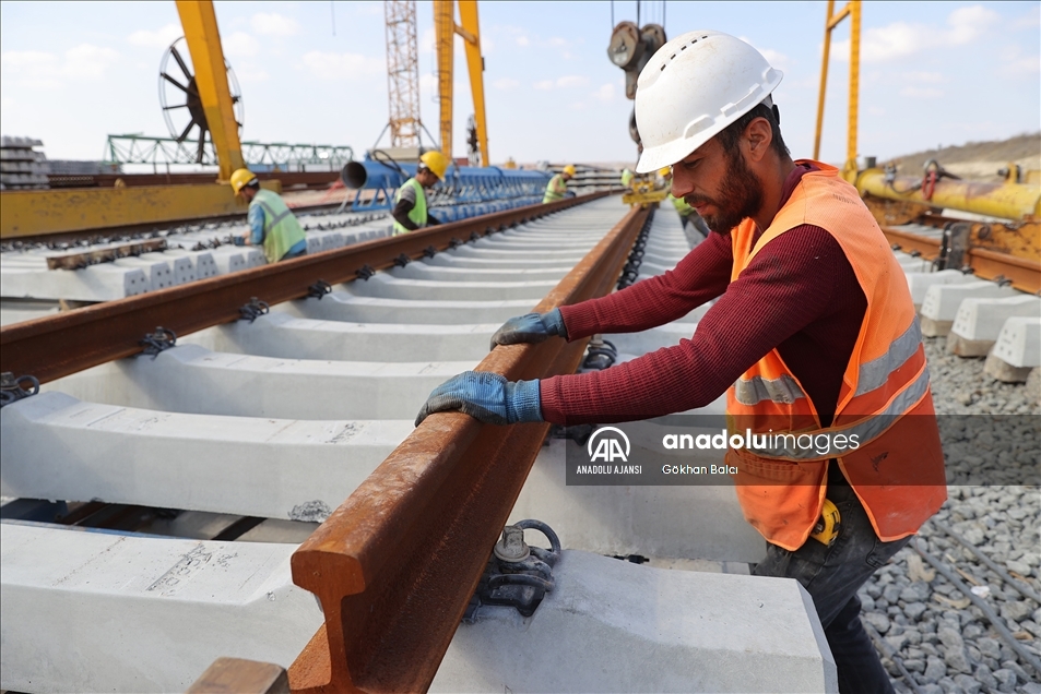 Halkalı-Kapıkule hızlı tren hattının Çerkezköy-Kapıkule etabında çalışmaların yüzde 50 'si bitti