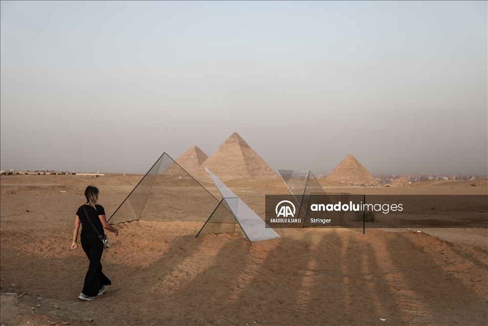 Mısır Piramitlerinde "4. Forever is Now (Sonsuzluk şimdidir)" sergisi başladı