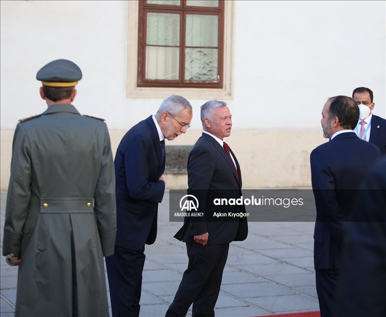 عاهل الأردن يلتقي رئيس النمسا في فيينا