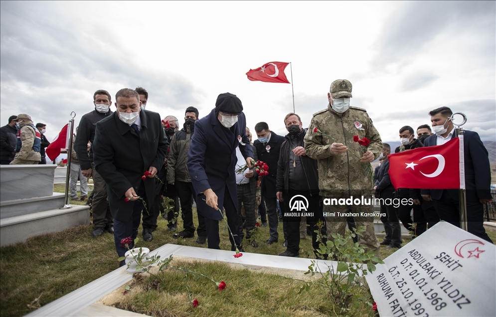 Eli kanlı PKK'nın katlettiği 33 Yavi şehidi, katliamın 28. yılında anıldı