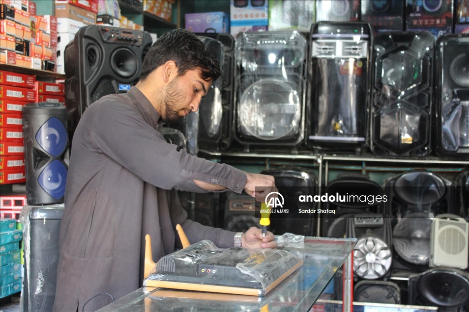 Afganistan'da televizyon satışlarında artış yaşandı