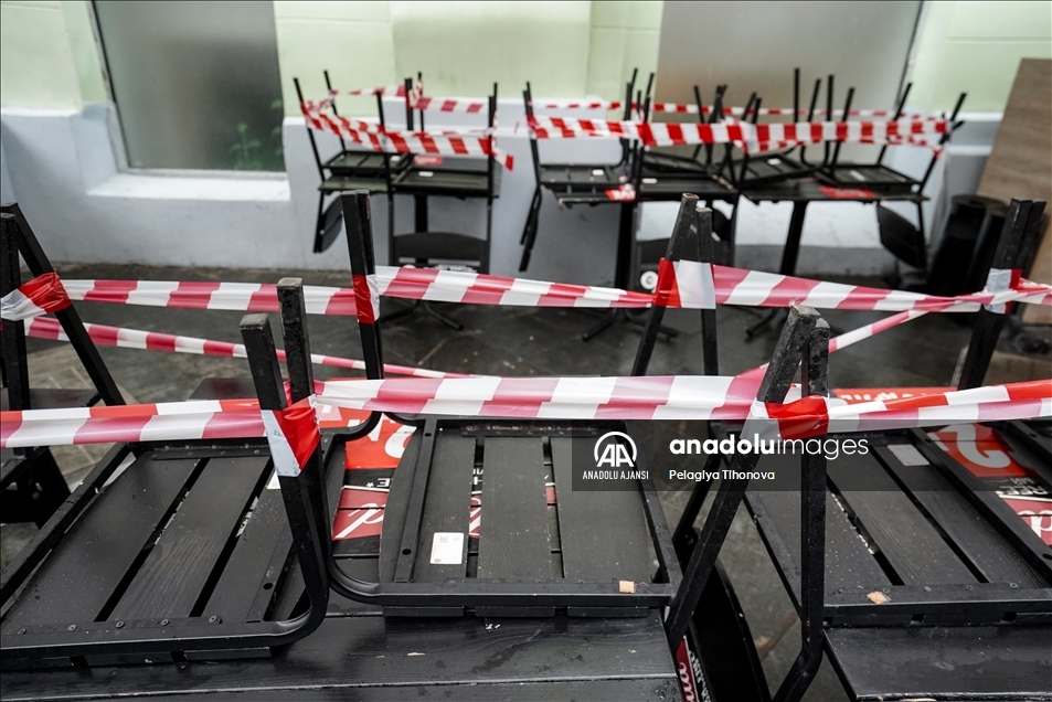 Moskova'da Kovid-19 nedeniyle "kısmi kapanma" başladı