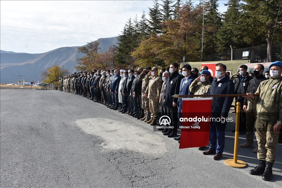 Hakkari'de araç kazasında şehit olan asker için tören düzenlendi