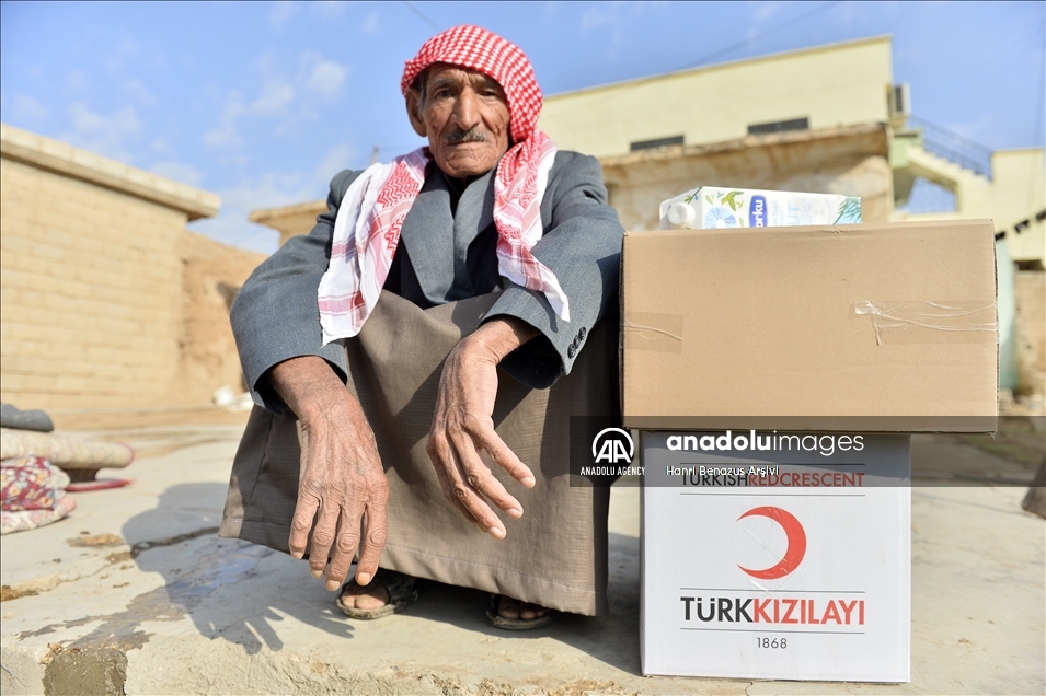 Турецкий Красный полумесяц ежегодно оказывает помощь 30 млн нуждающихся