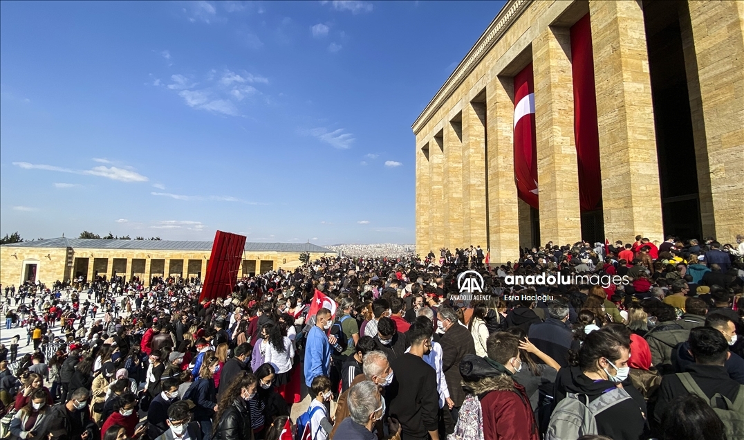 احتفالات الذكرى الـ 98 لتأسيس الجمهورية التركية