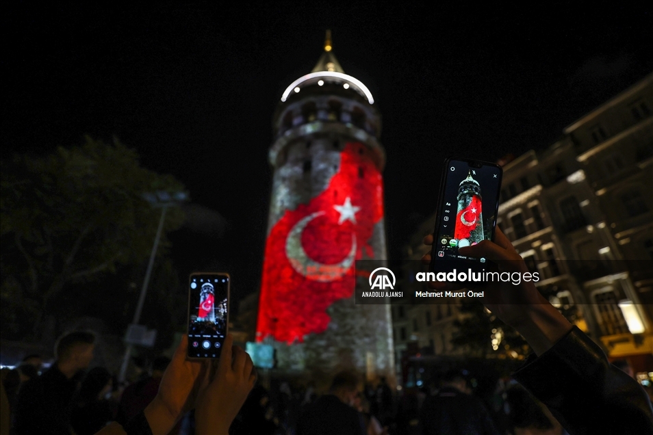 Galata Kulesi'nde Cumhuriyet Bayramı'na özel görsel şölen
