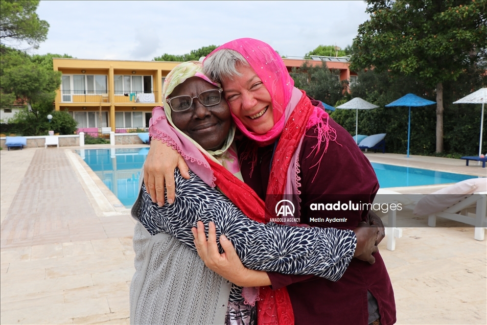 Türkiye'de ve Almanya'da yaşayan Afrika kökenliler İzmir'de buluştu