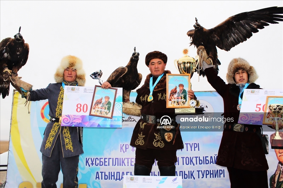 В Казахстане определили лучшего охотника с беркутами