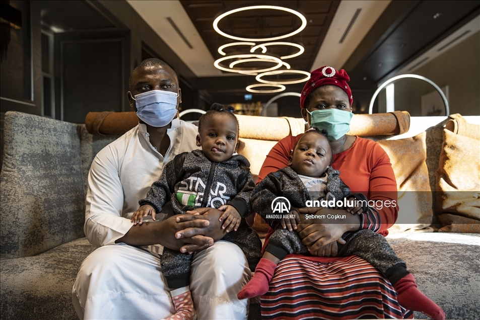 بعد نجاح عملية الفصل.. عائلة التوأم الكاميروني ممتنون لتركيا