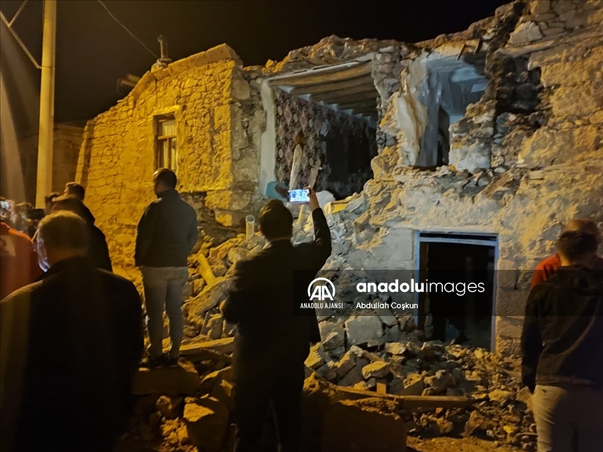 AFAD, Konya'da deprem nedeniyle 3 metruk binada hasar olduğunu açıkladı