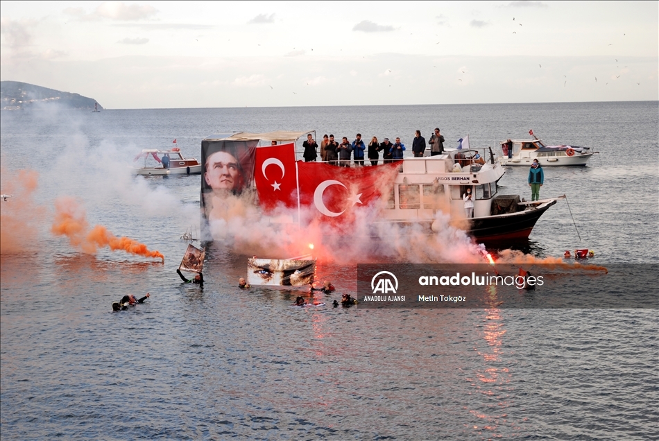 Kadıköy ve Maltepe'de "Ata'ya saygı zinciri" oluşturuldu