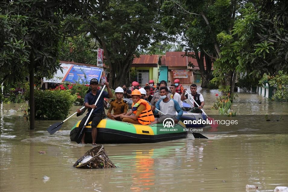 18000 orang mengungsi akibat banjir di Serdang Bedagai