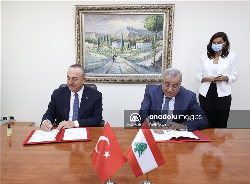 دیدار وزرای امور خارجه ترکیه و لبنان در بیروت 