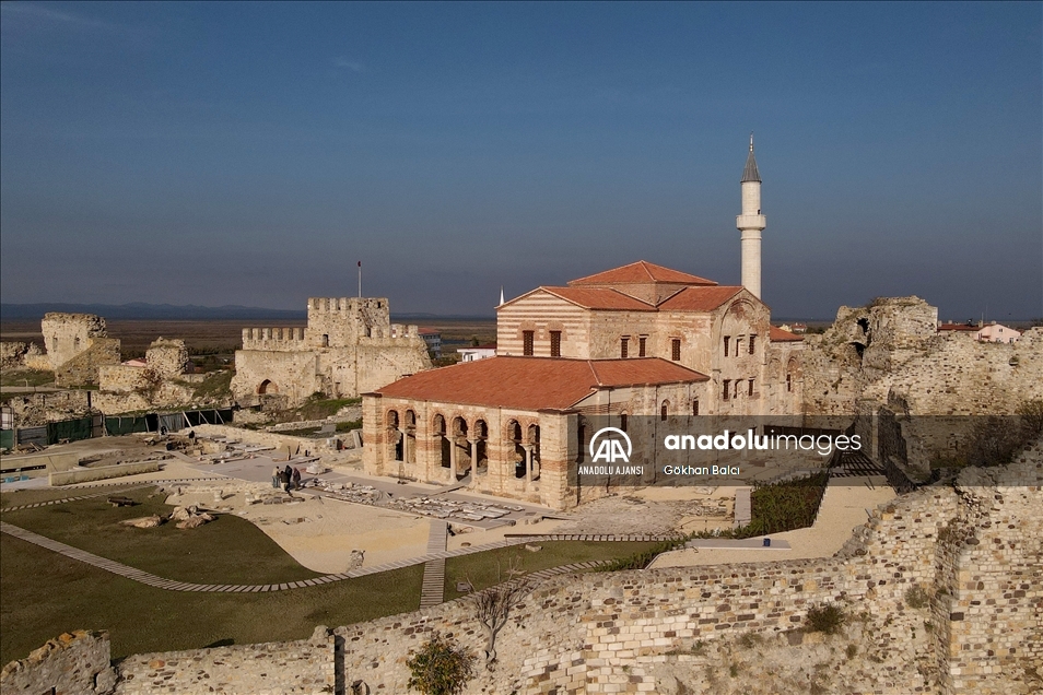 Fatih'in yadigarı cami 56 yıl sonra cemaatine kavuşacak