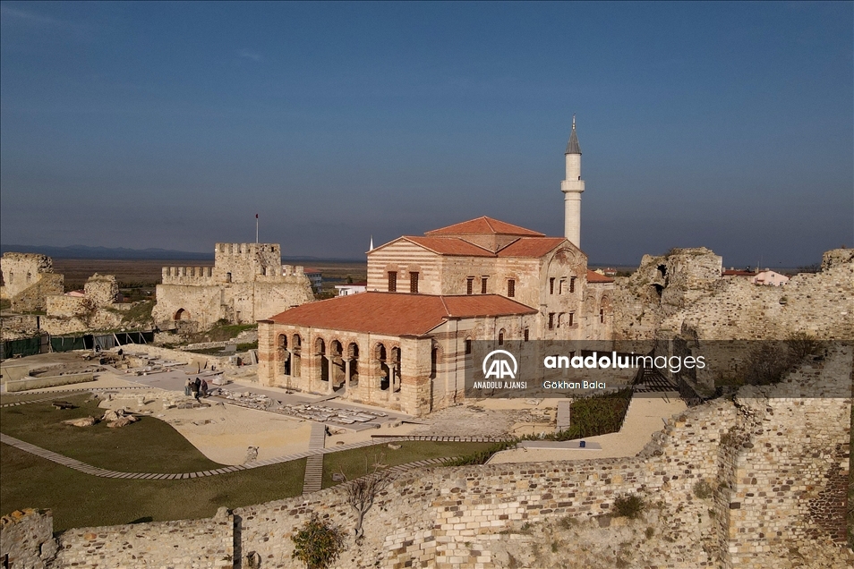 Fatih'in yadigarı cami 56 yıl sonra cemaatine kavuşacak