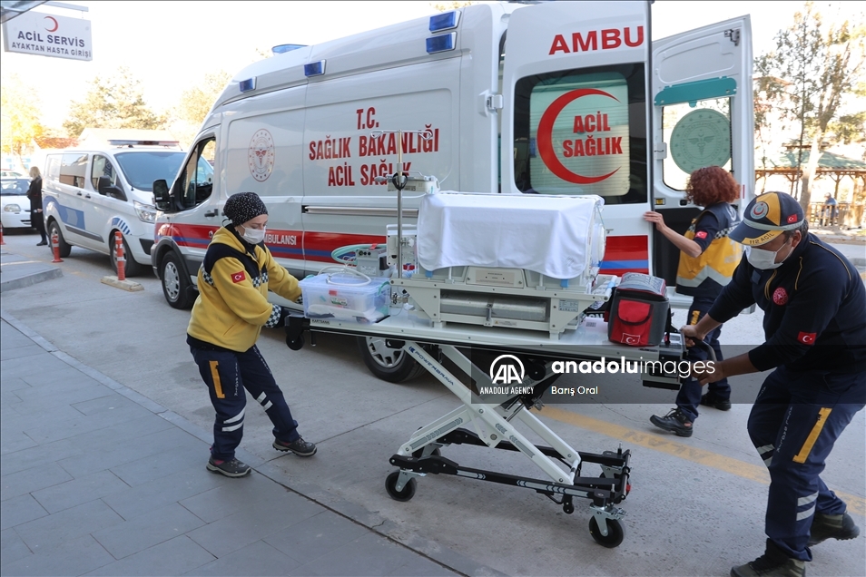 تركيا.. سيارات إسعاف لحديثي الولادة تساهم بتقليل معدل الوفيات