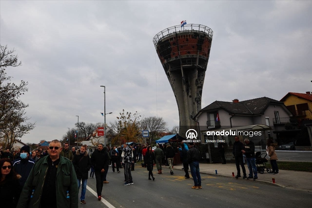 Hrvatska: Hiljade ljudi u Koloni sjećanja na žrtvu Vukovara