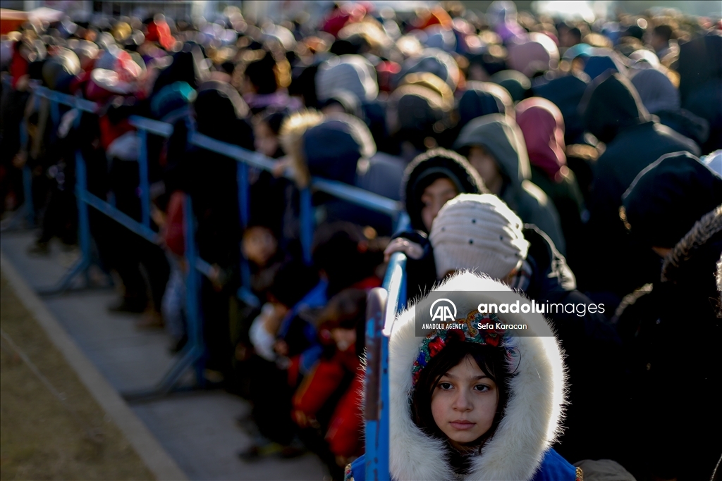 Migranti, među kojima su i brojna djeca, nastavljaju čekati na bjelorusko-poljskoj granici 
