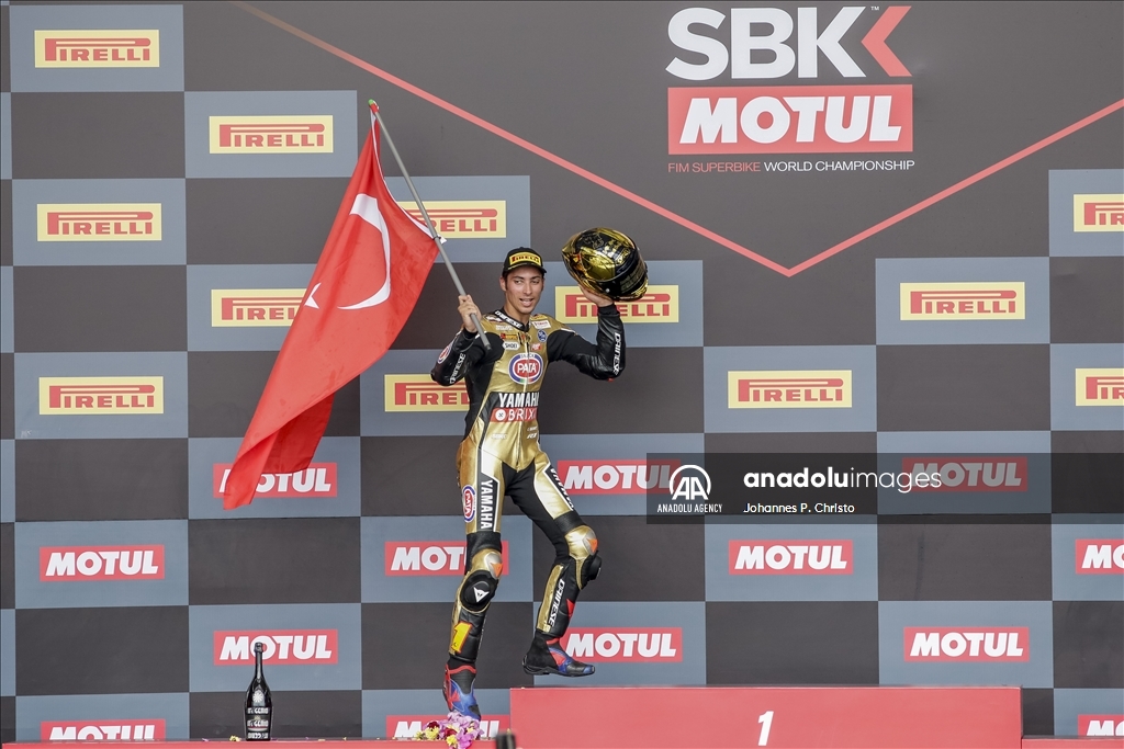 Турецкий мотоциклист гарантировал себе чемпионство на ЧМ по супербайку 2021