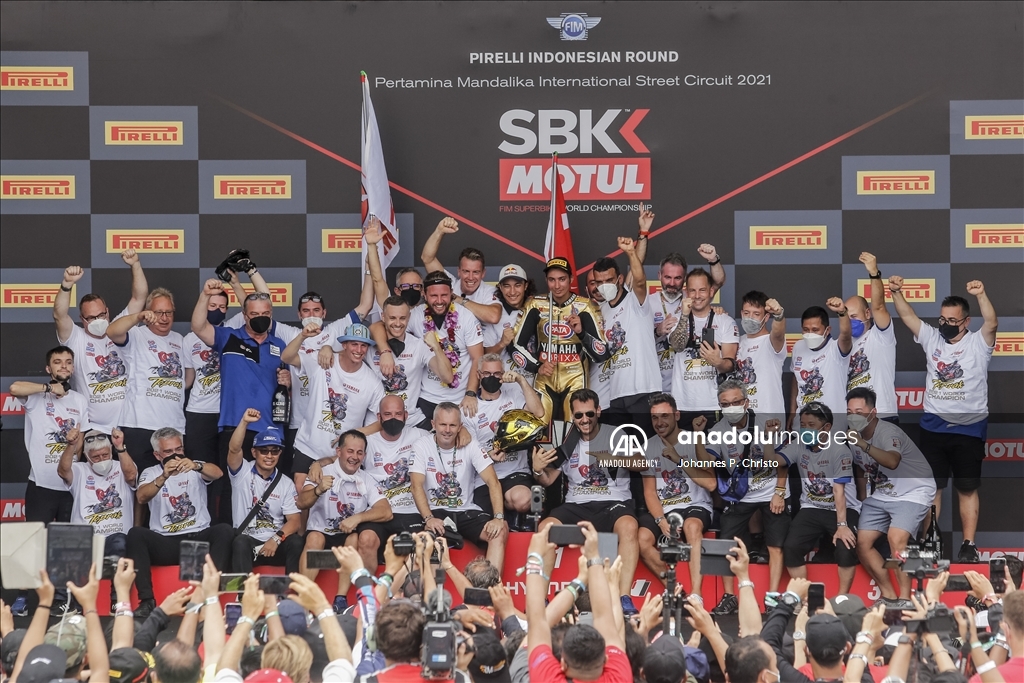 Турецкий мотоциклист гарантировал себе чемпионство на ЧМ по супербайку 2021
