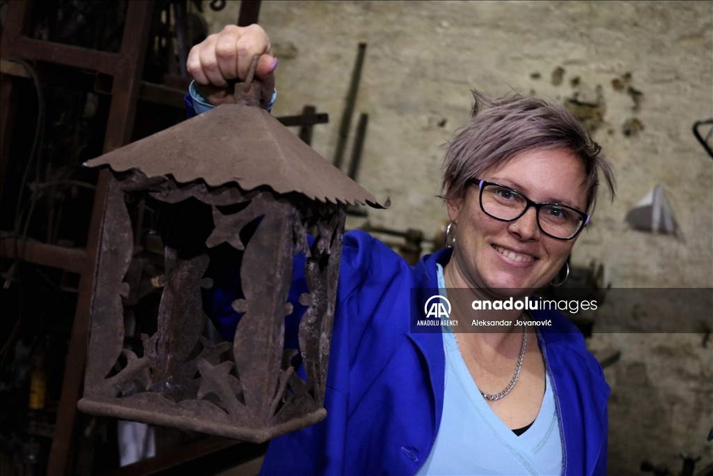 Andrea Pap Lukači, jedina žena kovač u Srbiji: Može se biti i dama i kovač