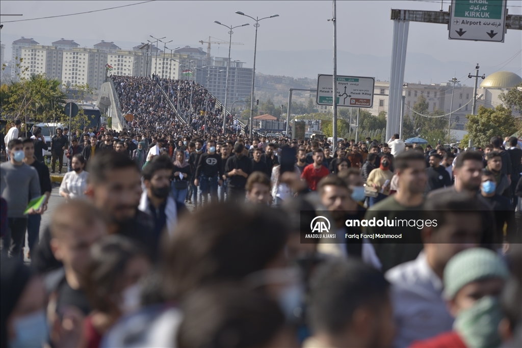 Irak'ın Süleymaniye kentinde üniversite öğrencilerinin protestoları devam ediyor