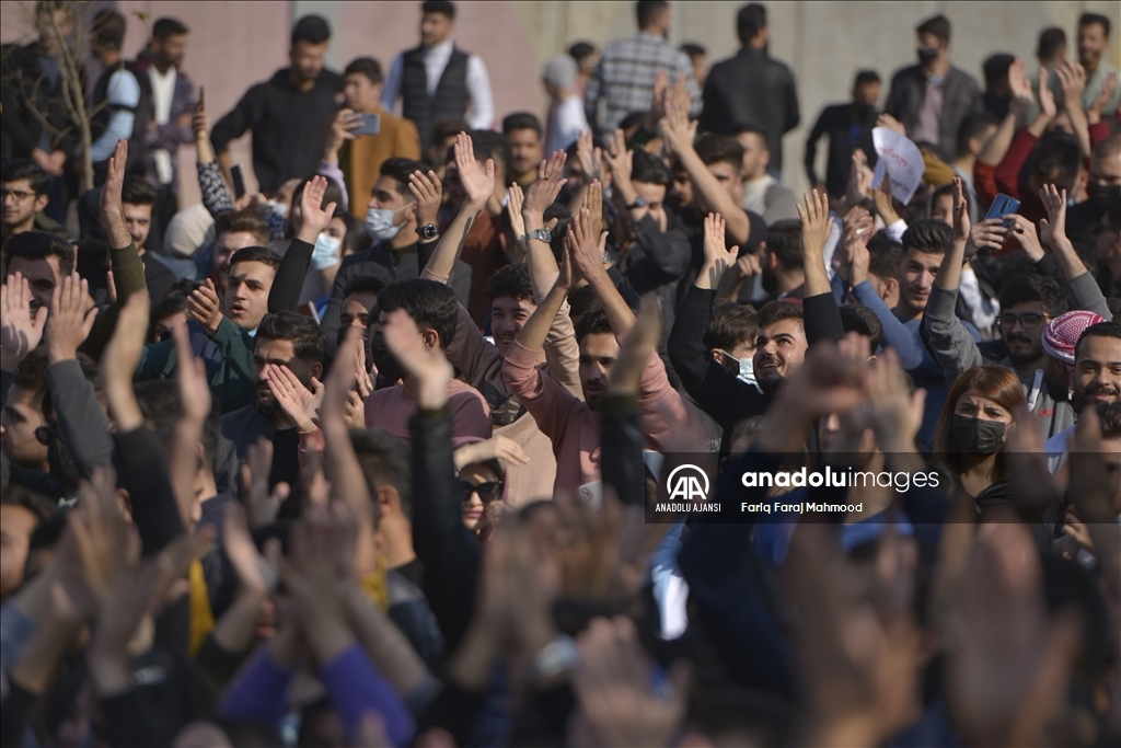 Irak'ın Süleymaniye kentindeki öğrenciler gösteri düzenlendi