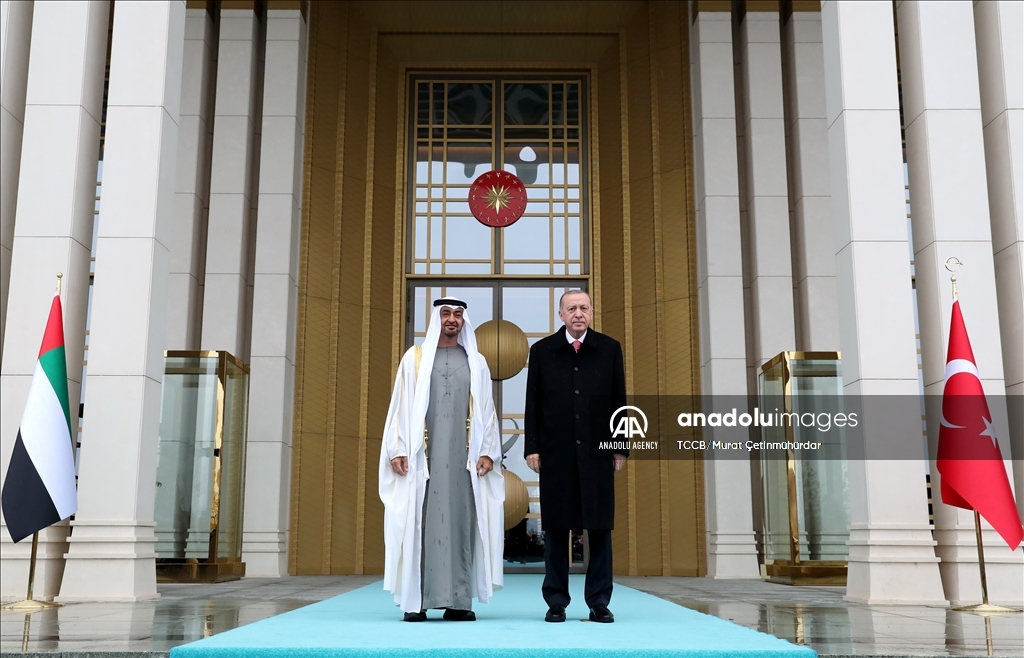 Cumhurbaşkanı Erdoğan, Abu Dabi Veliaht Prensi bin Zayed'i resmi törenle karşıladı