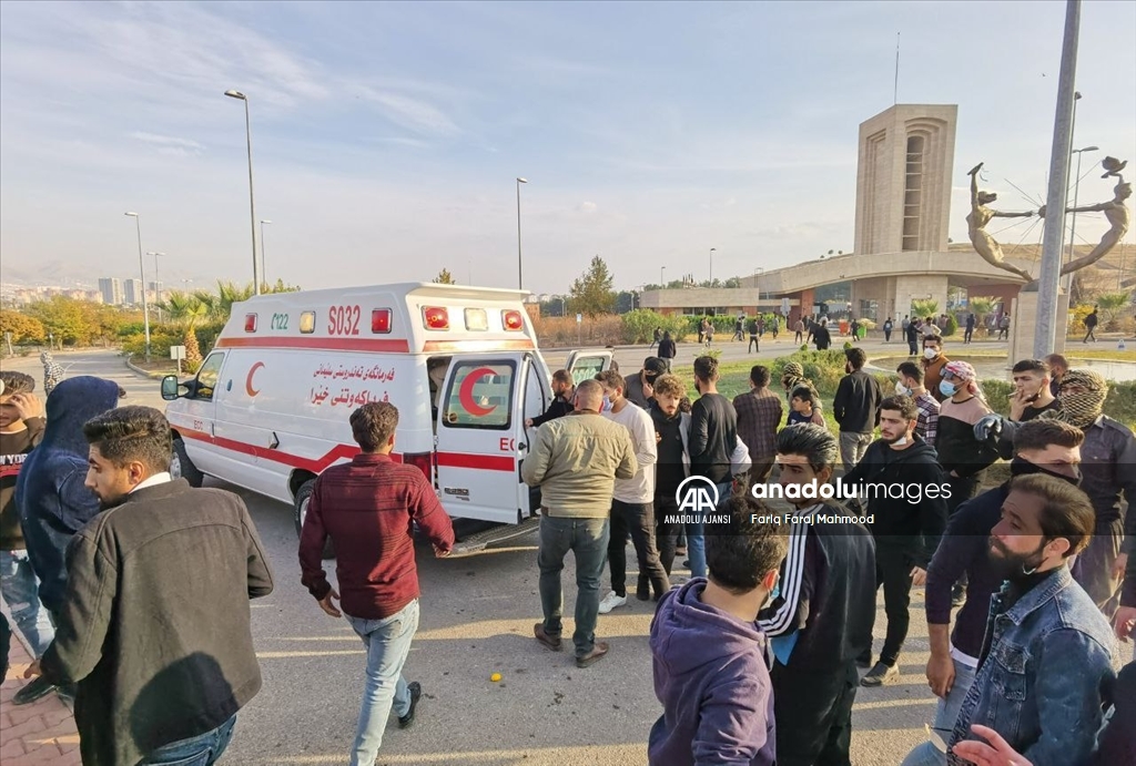 Irak'ın Süleymaniye kentinde üniversite öğrencilerinin gösterileri dördüncü gününde devam ediyor