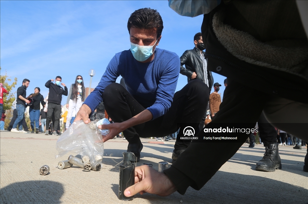 Irak'ın Süleymaniye kentinde üniversite öğrencilerinin gösterileri dördüncü gününde devam ediyor
