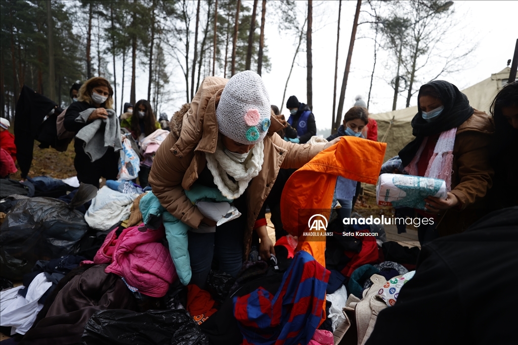 Belarus-Polonya sınırındaki 2 bin kişinin zorlu yaşam şartları altındaki bekleyişi sürüyor