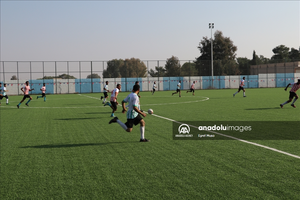 بدعم تركي.. تل أبيض السورية تحتضن أولى مباريات كرة القدم