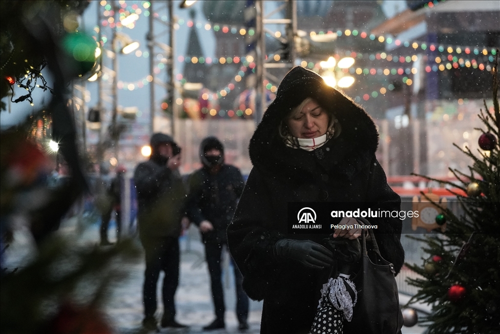 Moskova’da kar yağışı