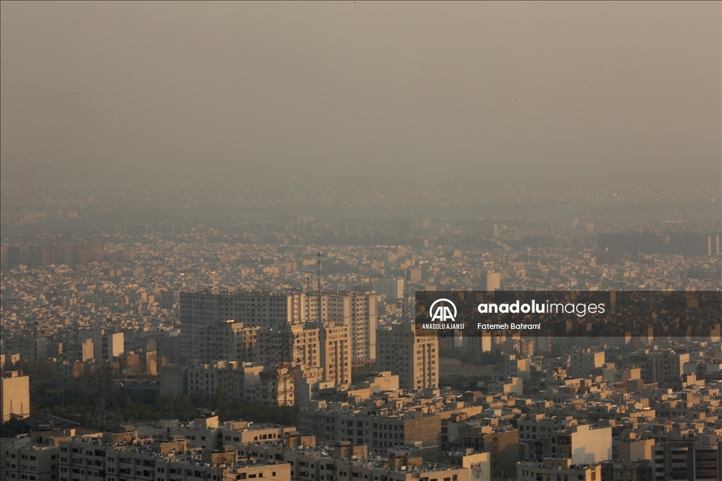 Tahran'da her kış yüzlerce can alan hava kirliliği kabus olmayı sürdürüyor
