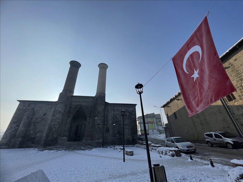 Doğu Anadolu'da soğuk hava etkili oluyor