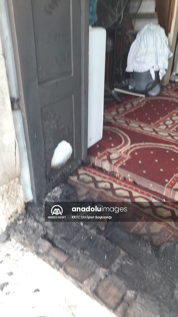 Неизвестные совершили нападение на мечеть в греческой части Кипра