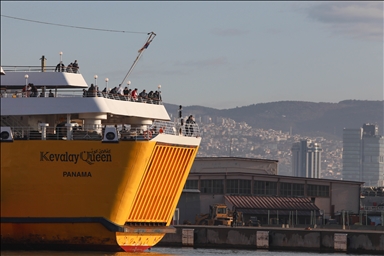 Pas 25 vitesh në Izmir të Turqisë mbërrin anija e parë me udhëtarë nga Libia