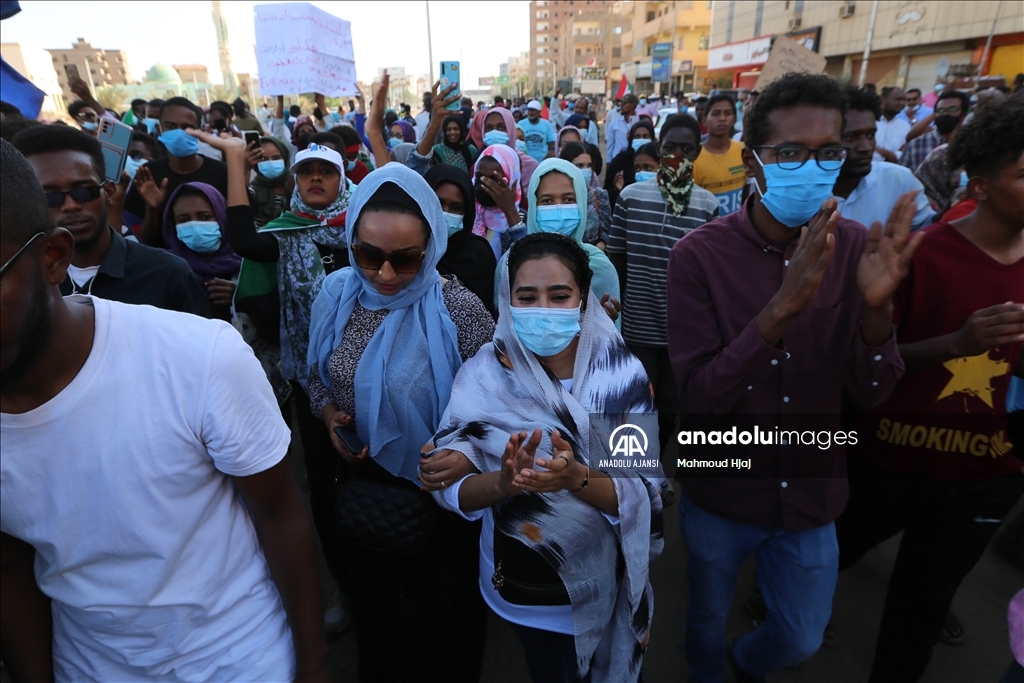Sudan'da siyasi anlaşma karşıtı gösteri