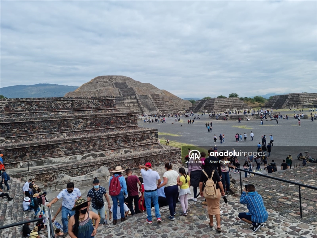 Teotihuacan Antik Kenti, Kovid-19 kısıtlamalarının gevşetilmesiyle yeniden ziyarete açıldı