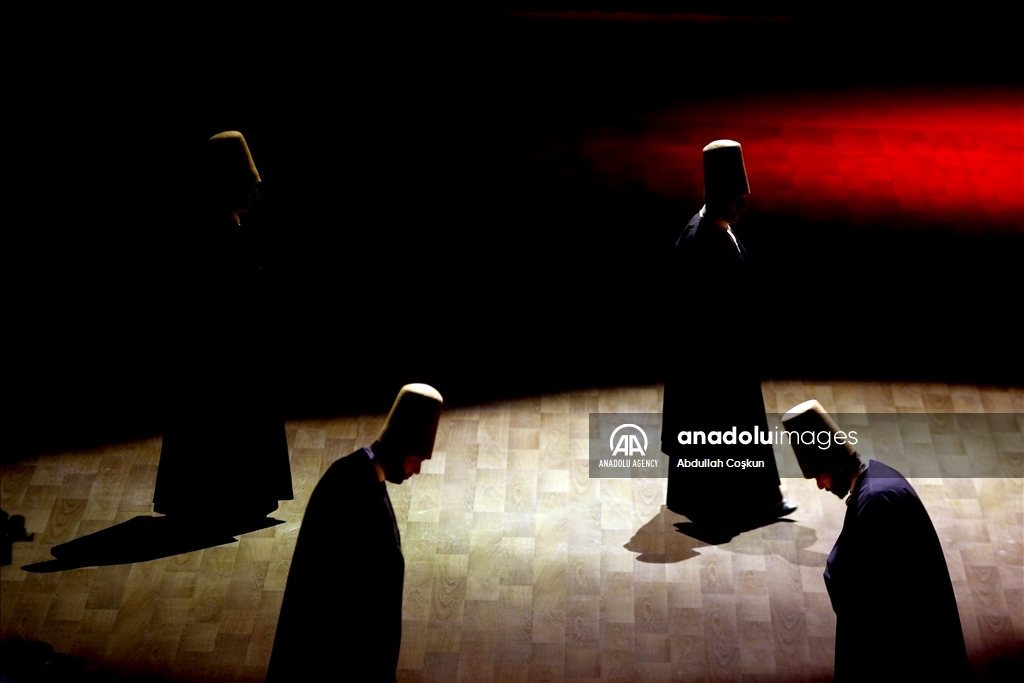 Turqi, fillojnë ceremonitë për përkujtimin e Mevlana Xhelaeddin Rumiut