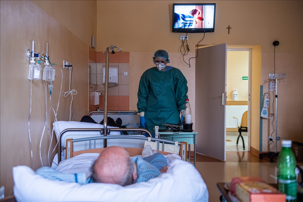 Poland's Health care sytem continues to struggle with COVID -19 infection rates