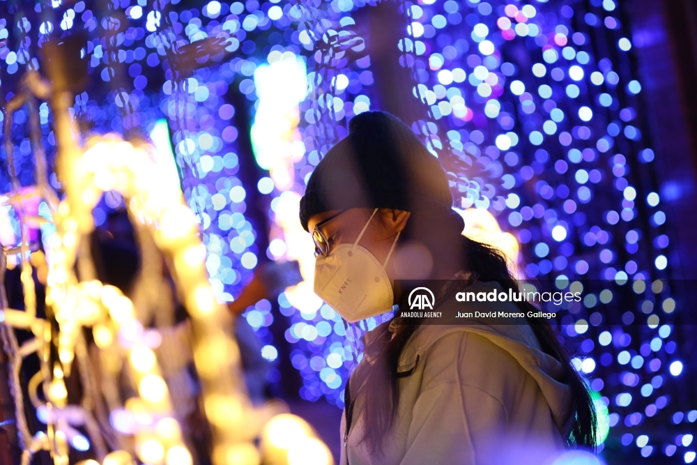 El Jardín Botánico de Bogotá se viste con luces navideñas para los visitantes