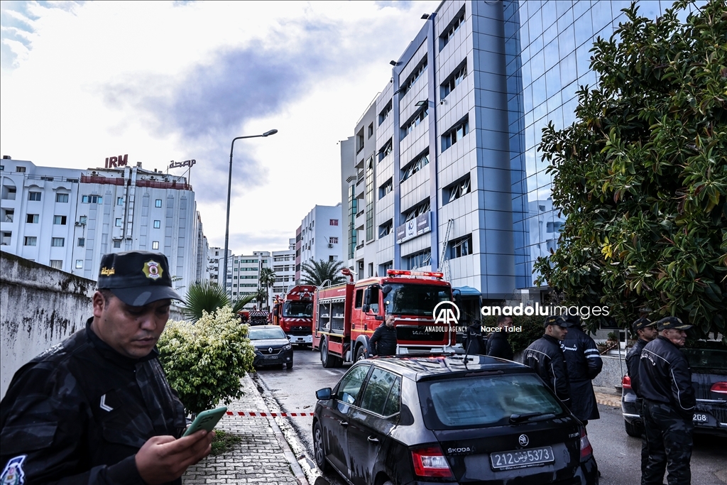Tunisie: incendie au siège central du mouvement « Ennahdha » dans la capitale Tunis
