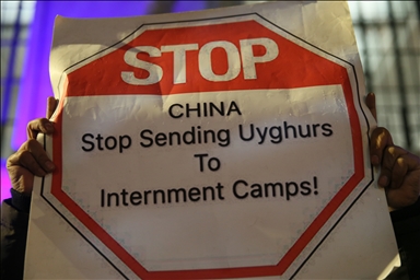 Aksi protes menentang perlakuan pemerintah China atas warga Uighur