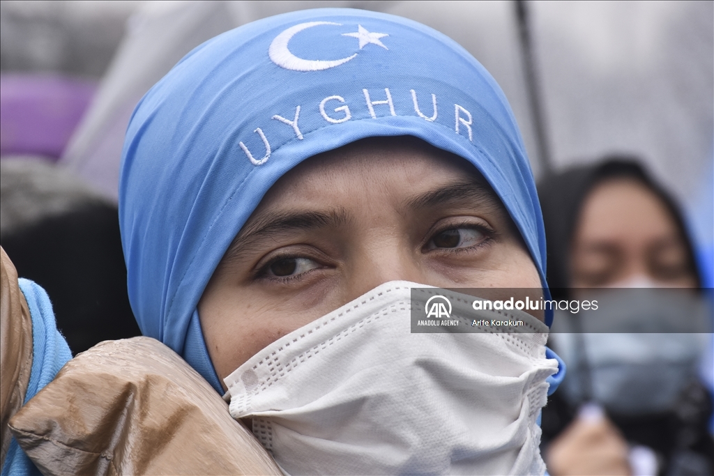 إسطنبول.. وقفة احتجاجية تنديدا بممارسات الصين ضد الأويغور