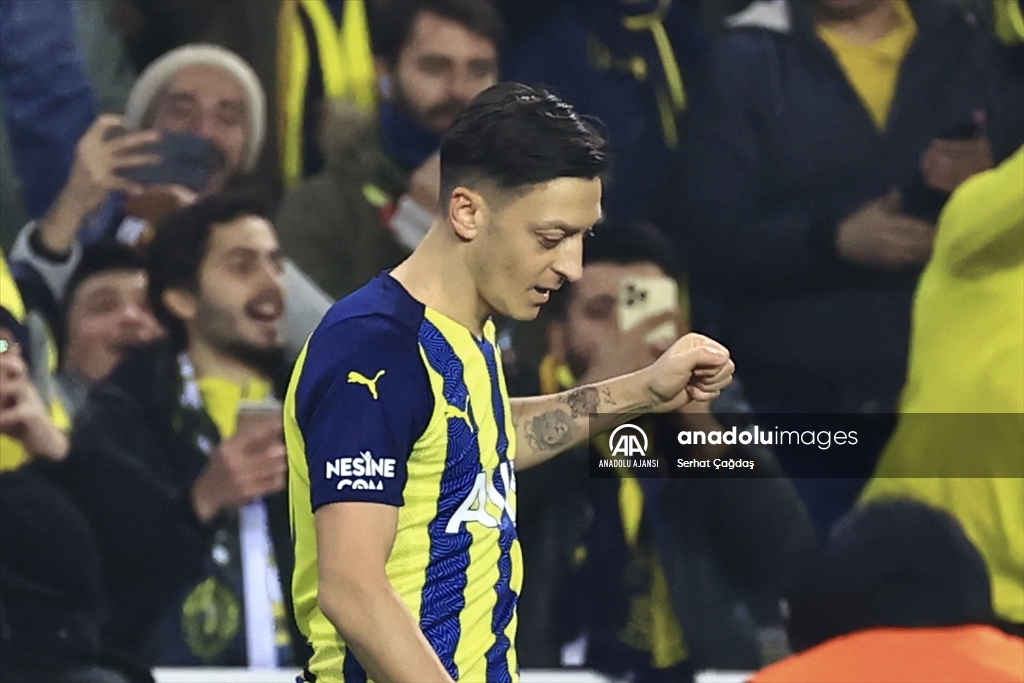 Fenerbahçe - Beşiktaş